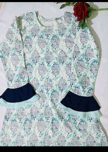Akkriti Aline Kurta