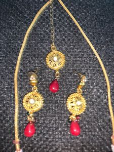 Gold-tone Indian Jewelry Set