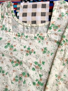 Floral Embroidered Kurta