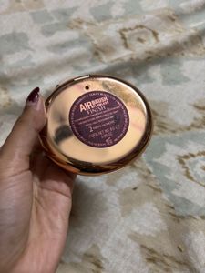 Charlotte Tilbury Airbrush Flawless Finish- Medium