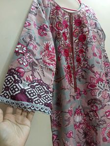 Pakistani Embroided Patch Suit