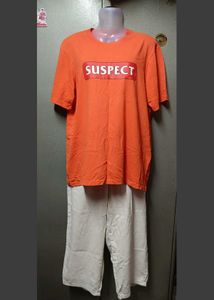 Unisex T-shirt..