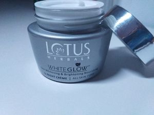 Lotus Night Creme`