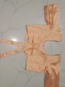 Elegant Peach silk Saree with blause