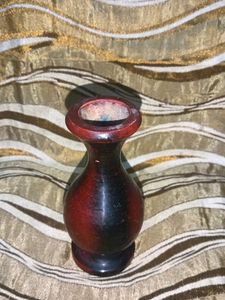 Its A New Wooden Vase