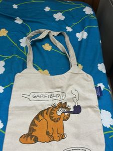 Garfield tote bag from Blossom bookhouse Bangalore