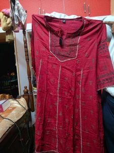 Elegant Red Embroidered Kurta