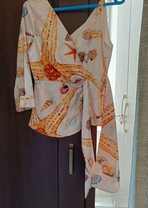 Vero Moda Top- Medium Size