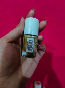 Combo Of 3 Myglamm Mattalic Nail Paint
