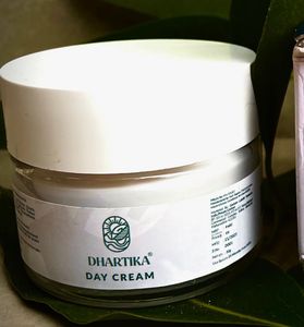 Dhartika Day Cream