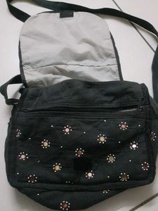 Black Mirror Work Sling Bag