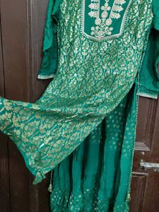 Green &amp; Gold Kurta Set