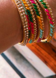 Multi Shade Bangle No Damage