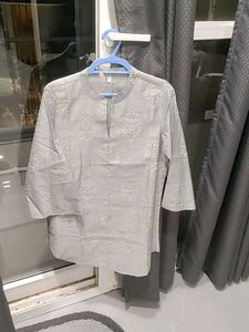 Women Grey Silk Kurta