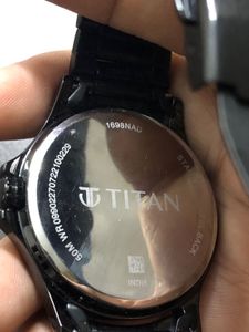 Titan Men&#39;s Watch 1698NAD