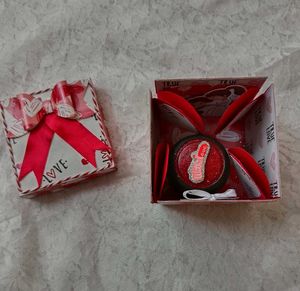 Red Love Gift Box