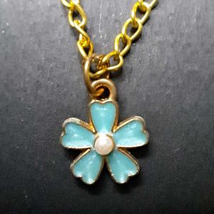 Flower Pendant Necklace