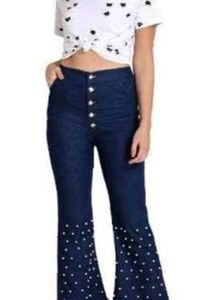 Bell-Bottom Jeans 👖