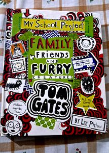 -Tom Gates - Family Friends , Wimpy Kid- Old Sch