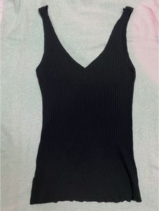 BASIC RIPPED BLACK LONG TANK TOP