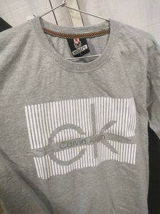 Beautiful Tshirt Of Calvin Klein New Collection