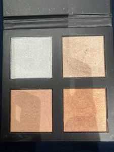 Revolution Pro 4K Highlighter Palette Rose Gold