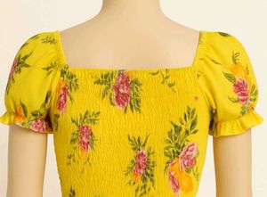 Yellow Floral Top 💛🪞