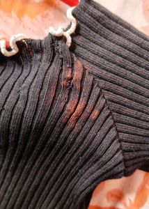 Ribbed Knit Top with Ruffle Trim