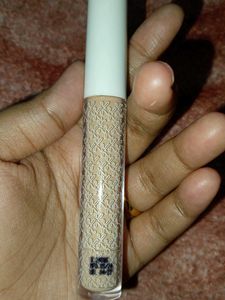 Kay Beauty  HD Liquid Concealer