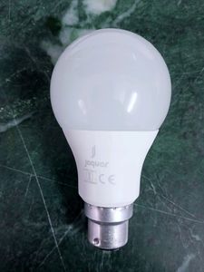JAGUAR LED BULB 7 WATT COOL DAY LIGHT