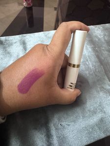MyGlamm LIT Creamy Matte Lipstick