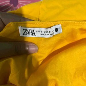 Zara Top