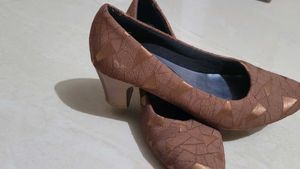 Brown  formal Bellies for women