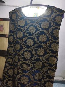 Elegant Blue &amp; Gold Kurta