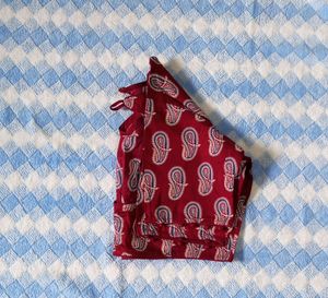 Maroon Colour Pure Cotton Round Neck Blouse 34 Size