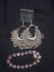 Free Bracelet With Silver Jhumka Earrings