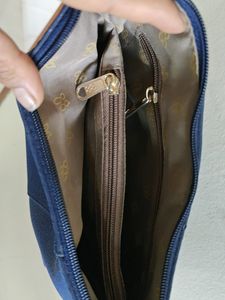 Baggit Sling Bag , New tag Missing