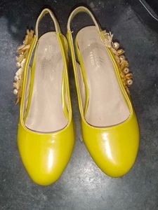 Yellow Footwear