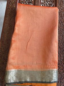 Vacating ‘Orange Crepe Saree : No Blouse