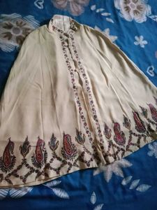 Pure Kashmiri Embroidered Poncho