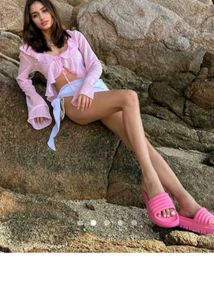 Cropped Pink top