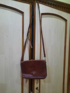 Vintage Brown Leather Crossbody Bag