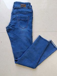 Denim Stretchable Jeans For Women 🎀