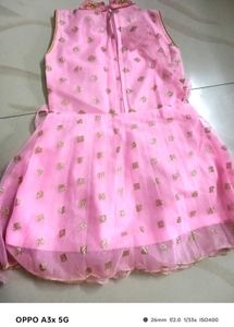 Pink &amp; Gold Embroidered Girl&#39;s Outfit