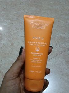 Conscious Chemist Vivid C Radiance Boosting Gel Cr
