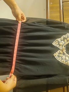 Dress With Detachable Collar