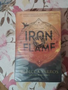 Iron Flame by Rebecca Yarros