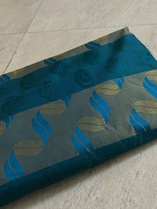 Elegant Blue &amp; Gold Saree