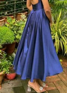 NEW💙Elegant Navy Blue 👗