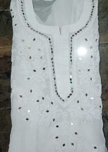Chikenkari Mirror work Kurti with Inner